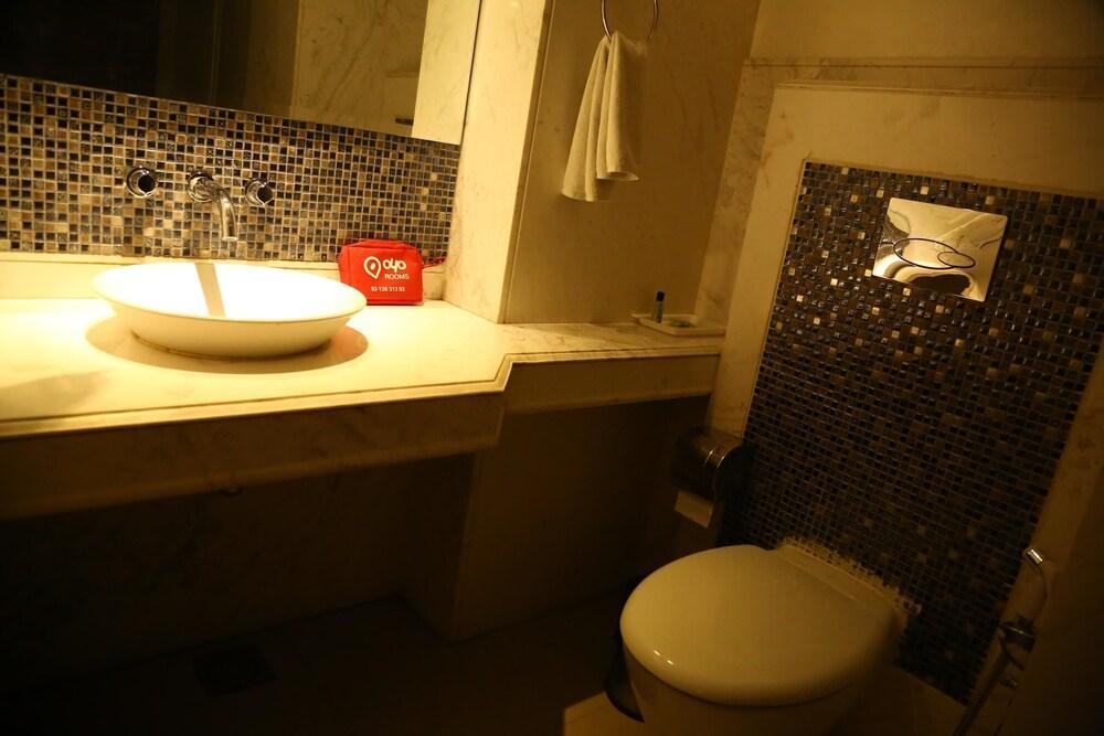 The First Hotel Chandīgarh Exterior foto